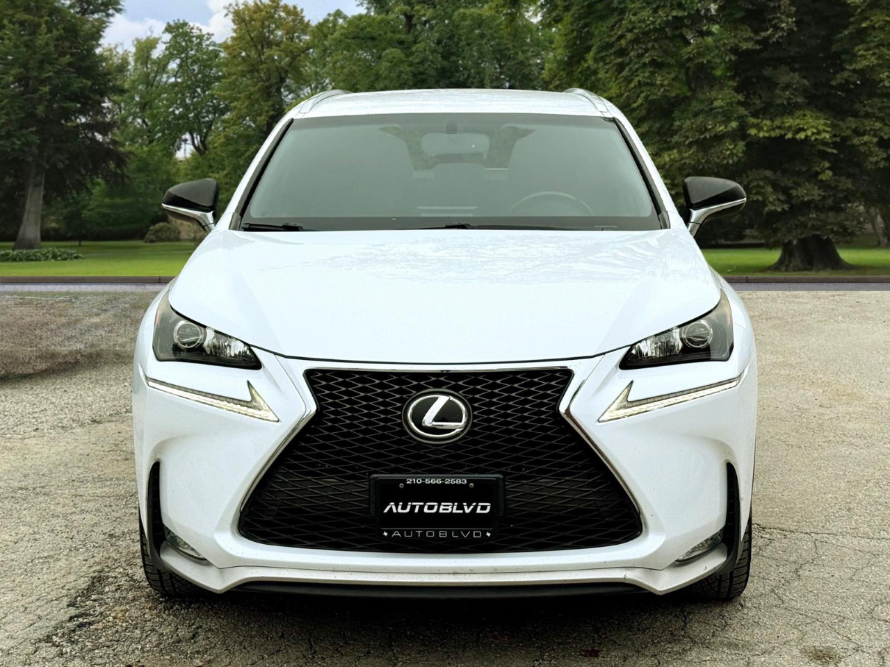 Lexus NX 200t FWD 2017