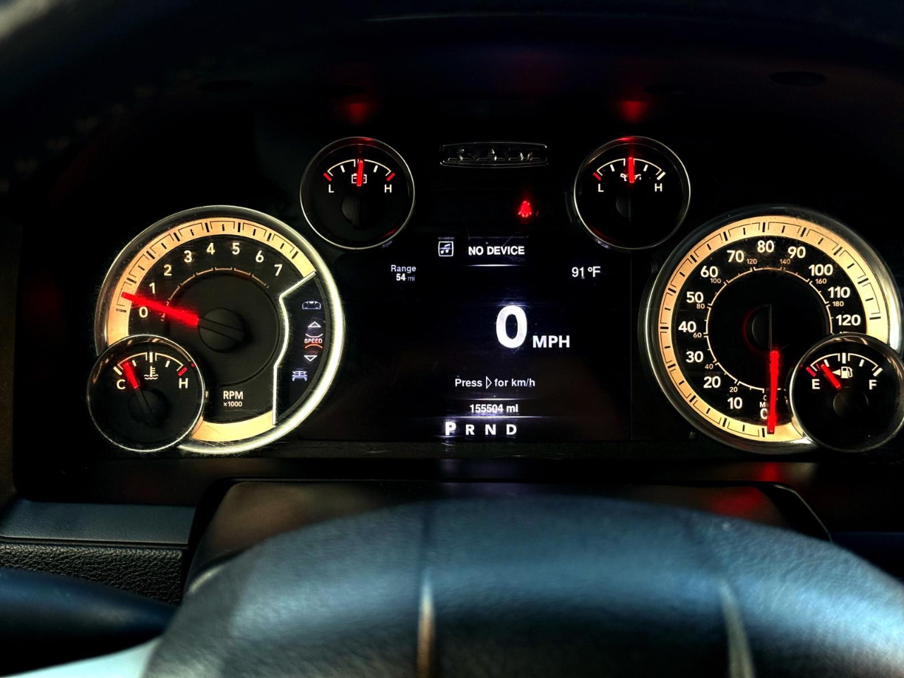 RAM 1500 Laramie Crew Cab SWB 4WD 2016