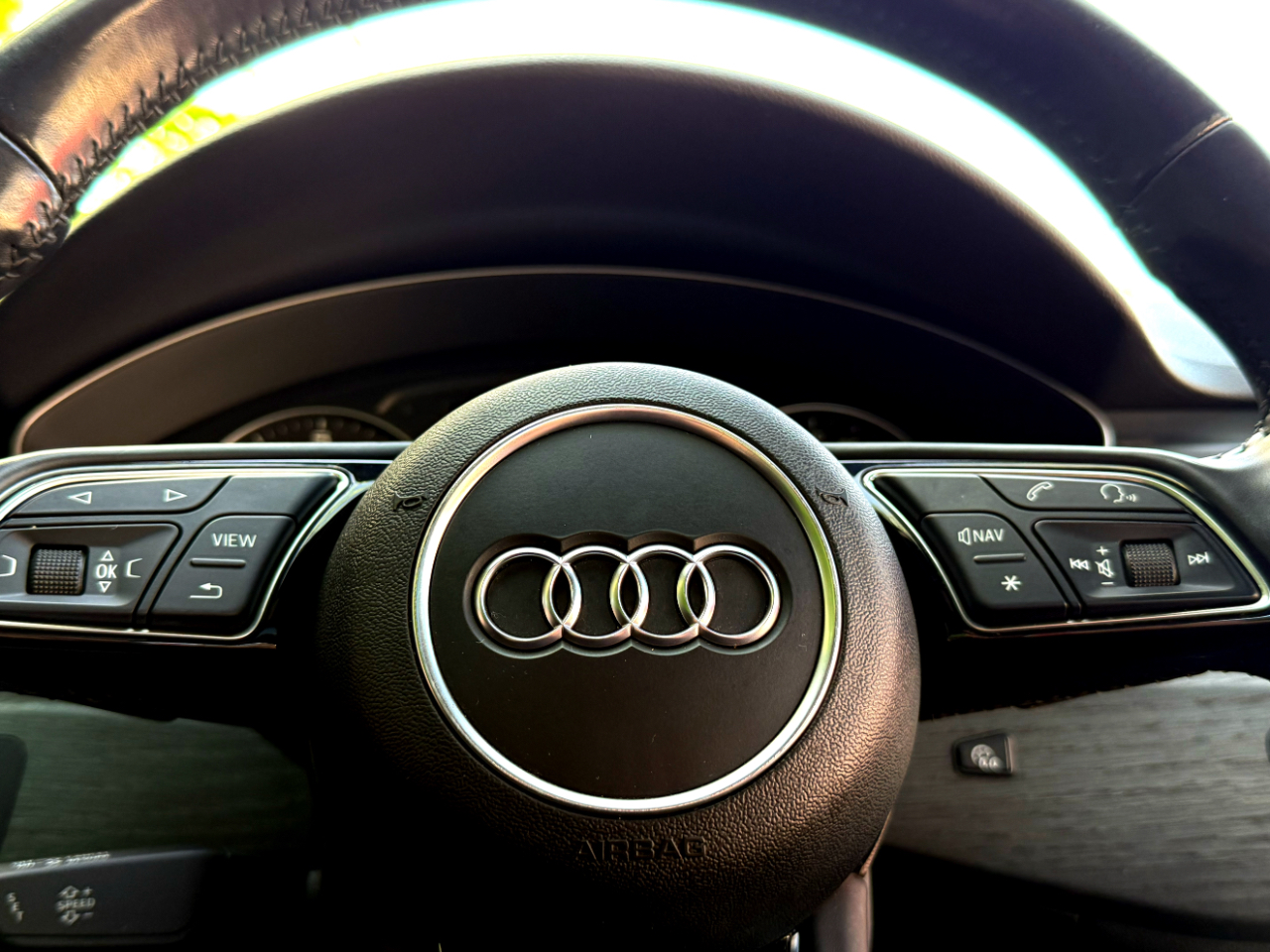 Audi A4 2.0T Premium Sedan 2017