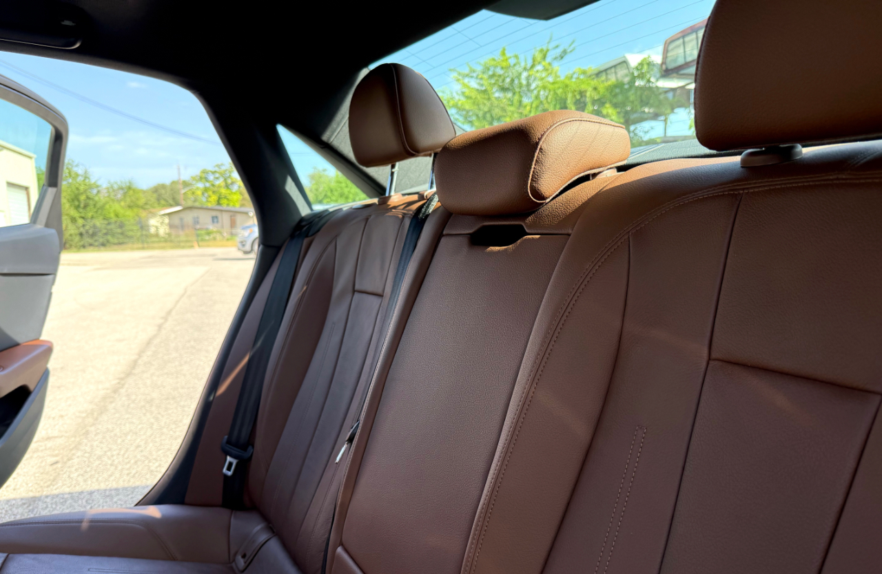 Audi A4 2.0T Premium Sedan 2017