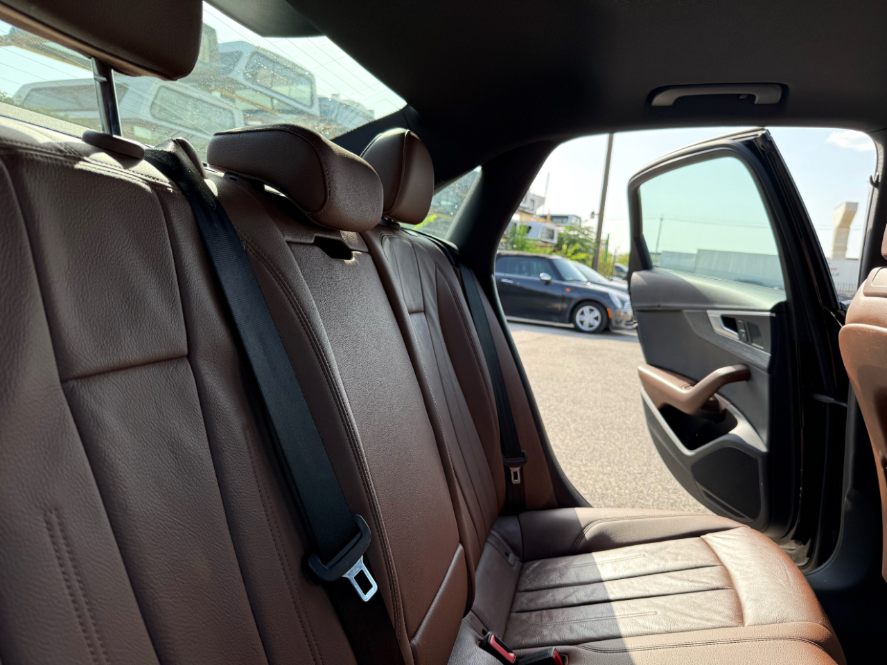 Audi A4 2.0T Premium Sedan 2017