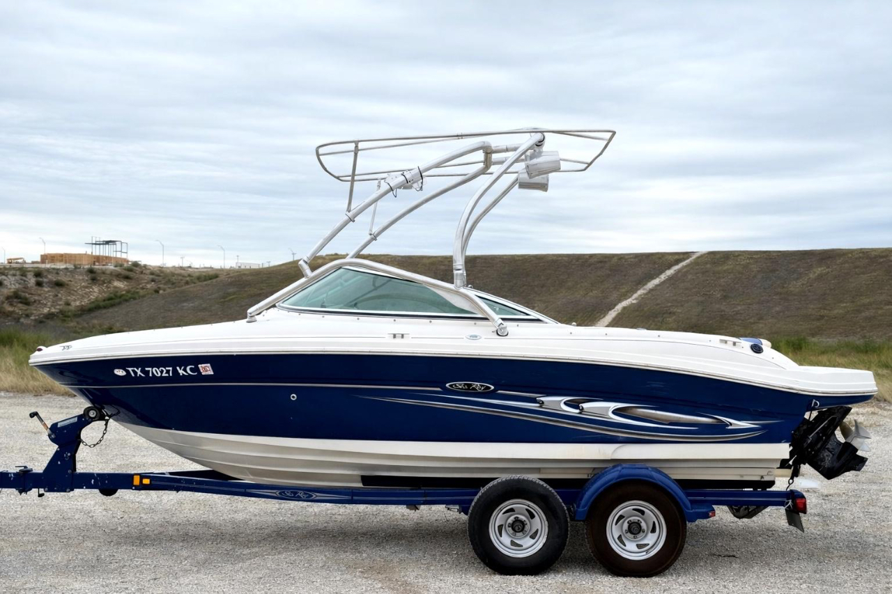 Sea Ray 200 Select  2004