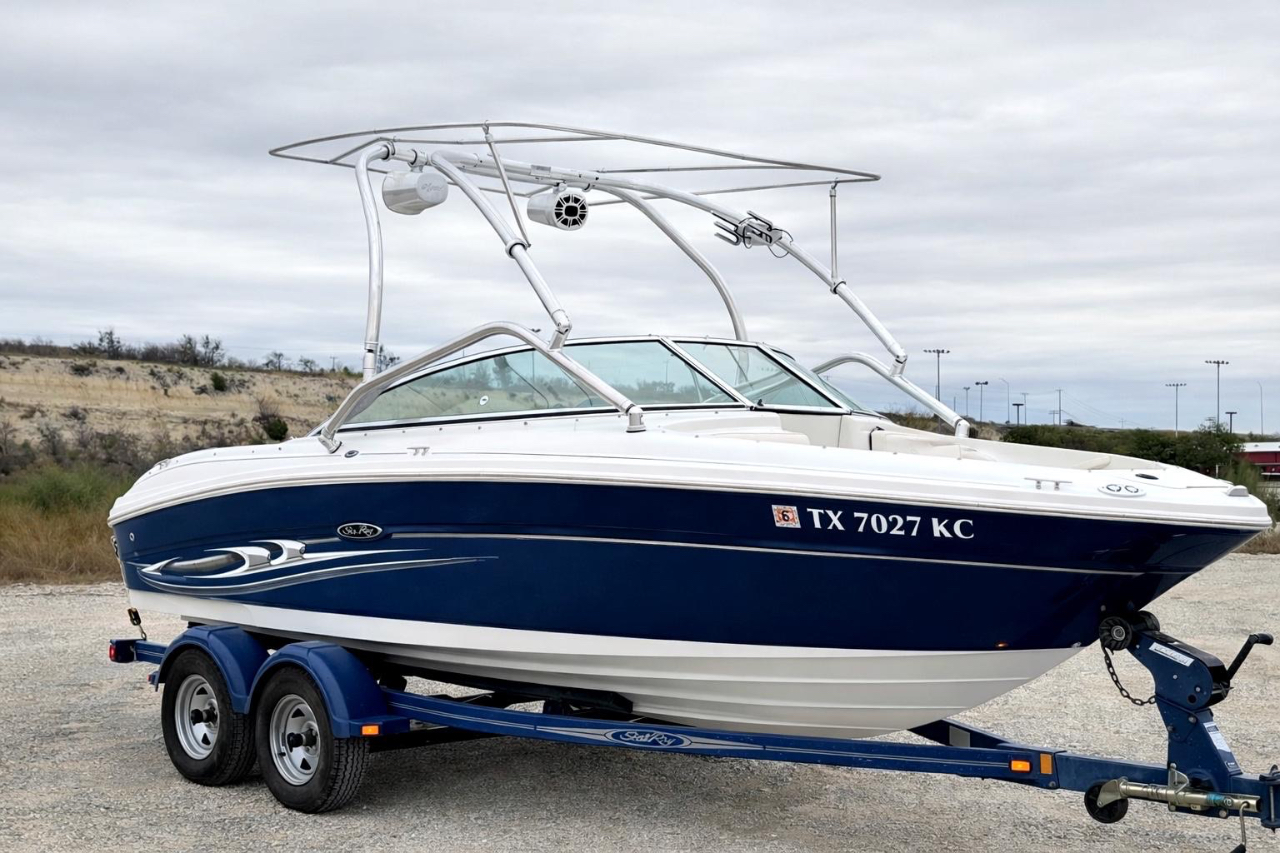 Sea Ray 200 Select  2004