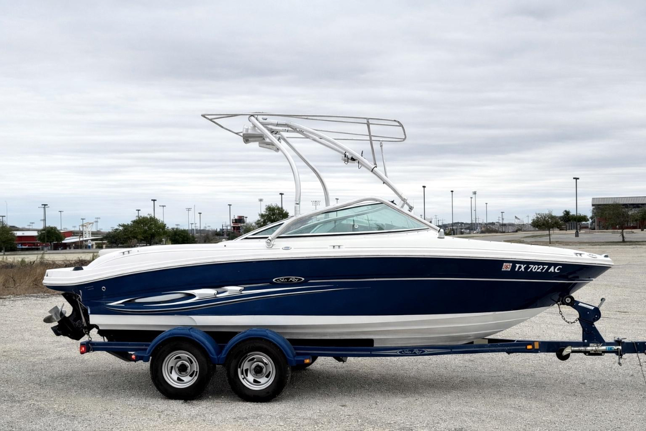 Sea Ray 200 Select  2004