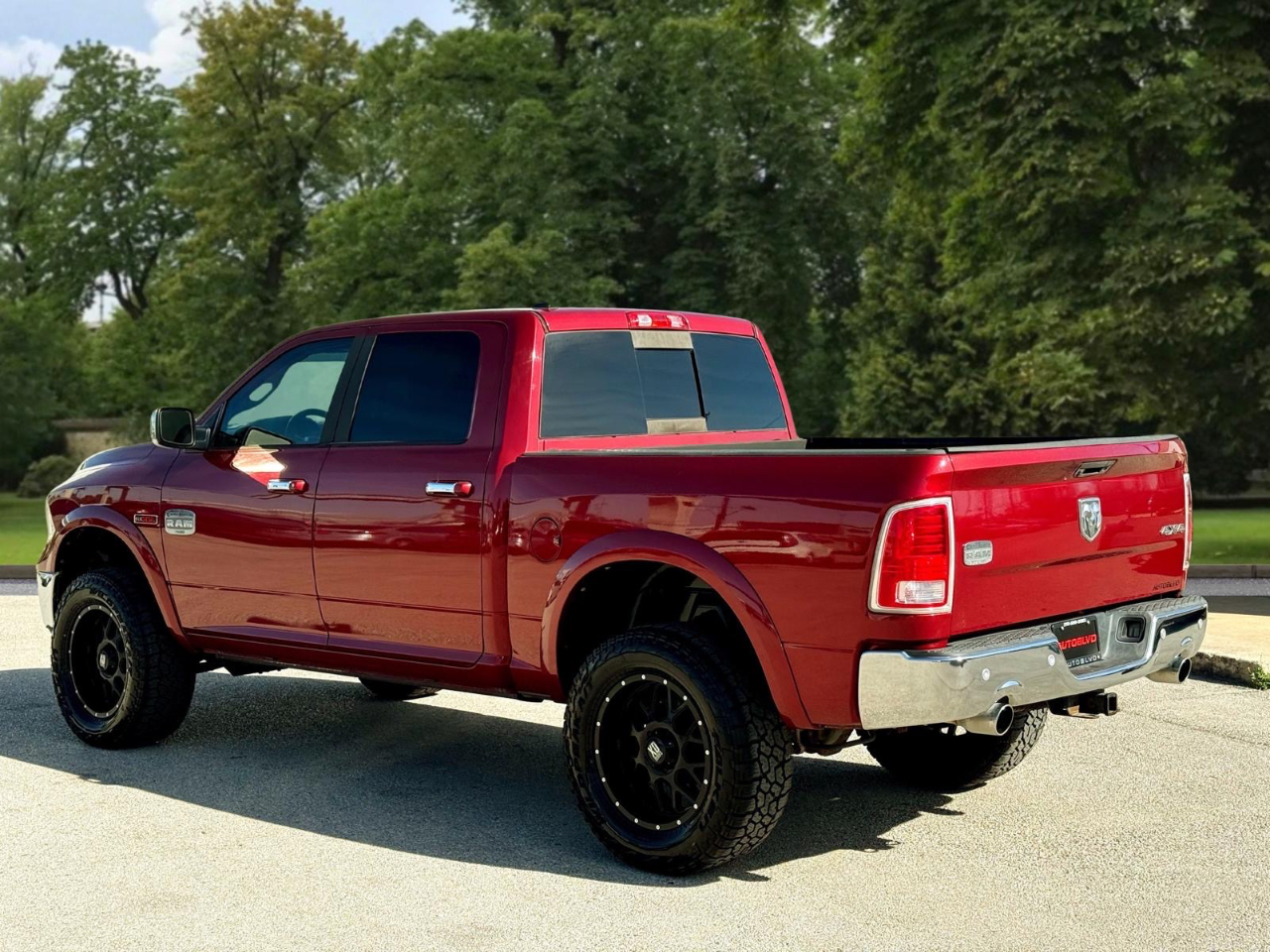 RAM 1500 Longhorn Crew Cab SWB 4WD 2015