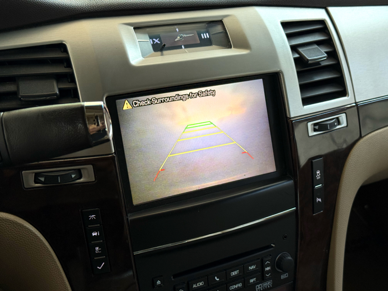 Cadillac Escalade 2WD Premium 2013