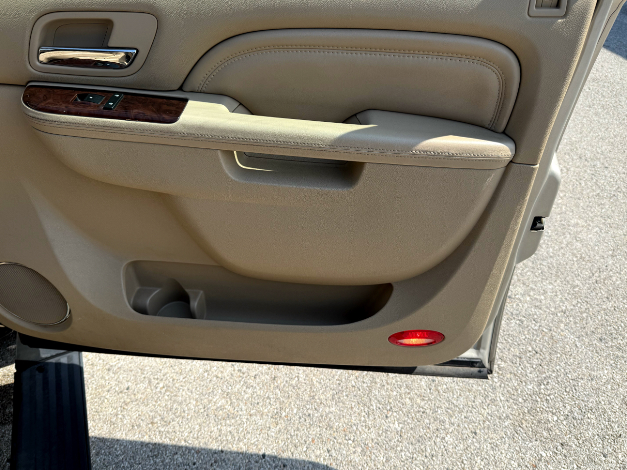 Cadillac Escalade 2WD Premium 2013