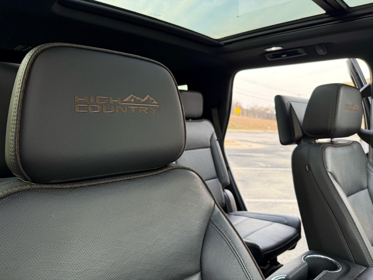 Chevrolet Tahoe High Country 4WD 2021