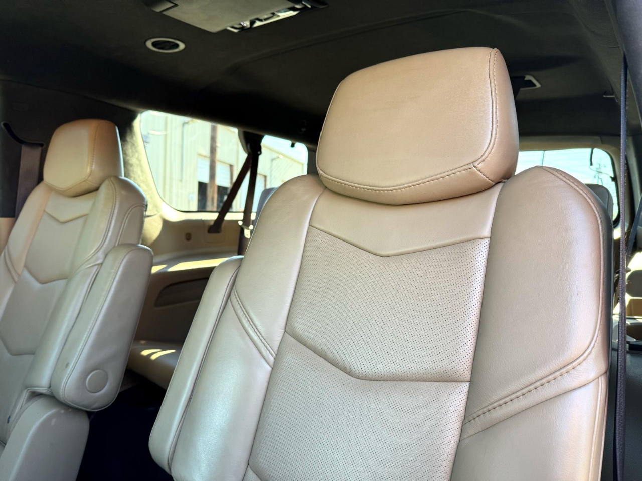 Cadillac Escalade ESV 2WD Platinum 2018