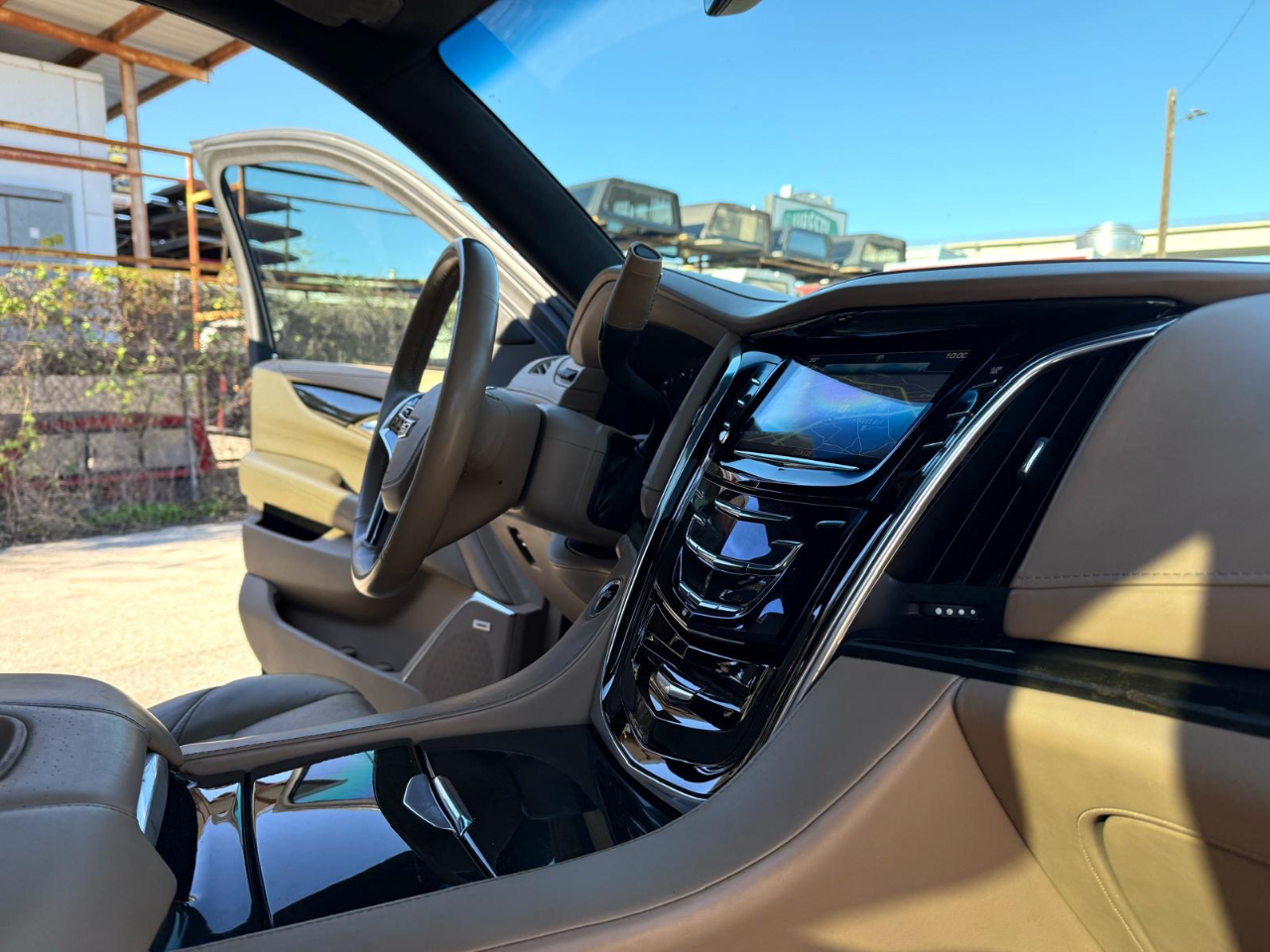 Cadillac Escalade ESV 2WD Platinum 2018