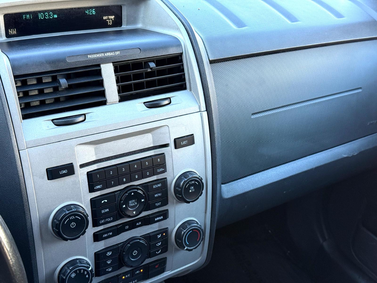 Ford Escape XLT 4WD 2012