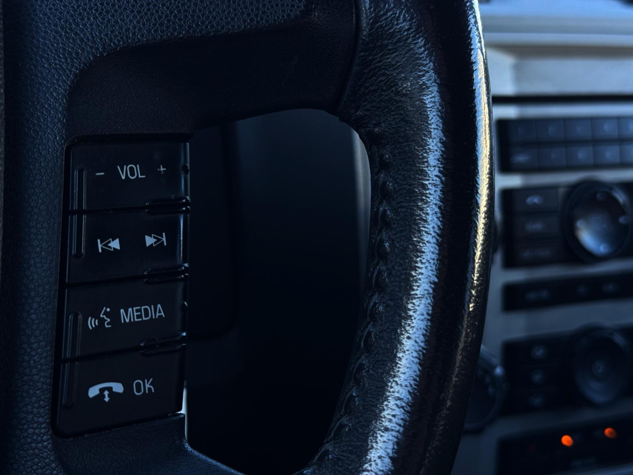 Ford Escape XLT 4WD 2012