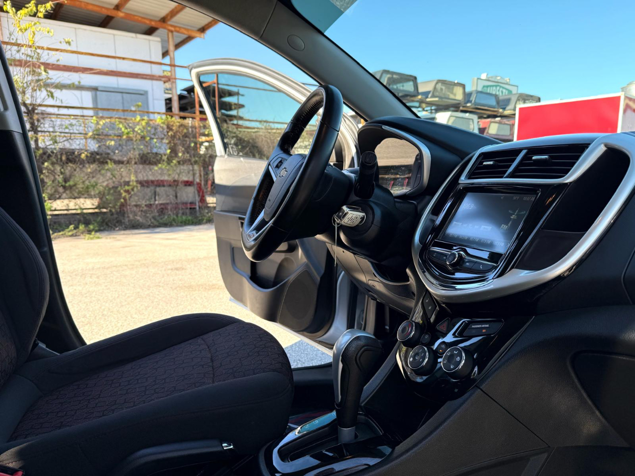 Chevrolet Sonic LT Auto 5-Door 2017