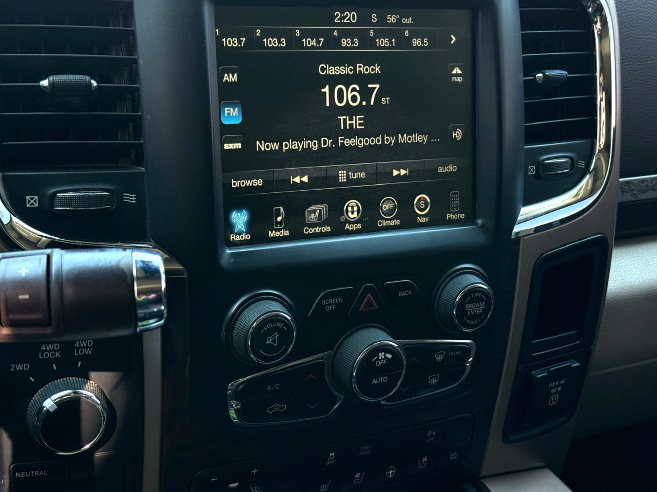 RAM 2500 Longhorn Mega Cab SWB 4WD 2014