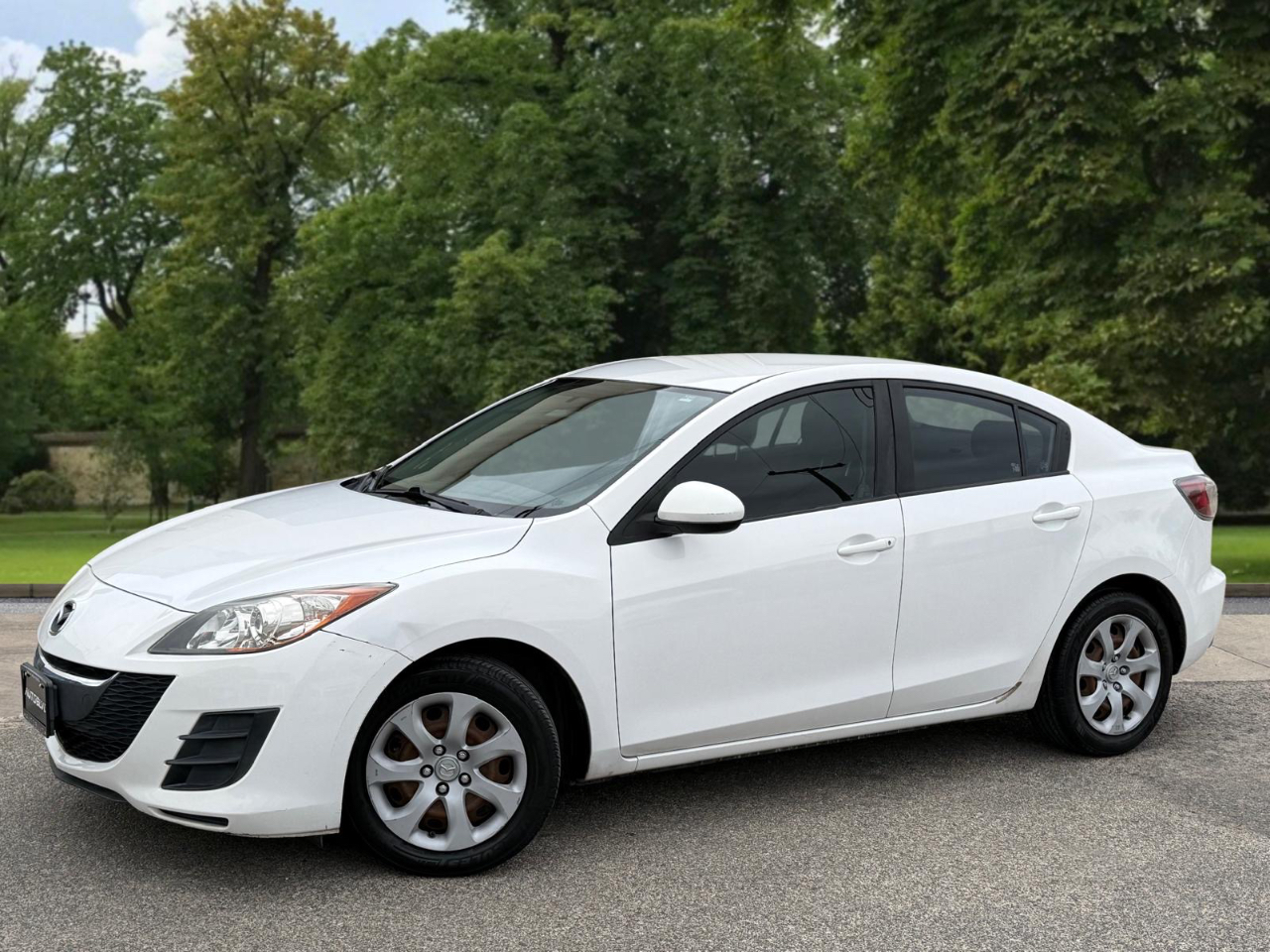 Mazda MAZDA3 i Touring 4-door 2010