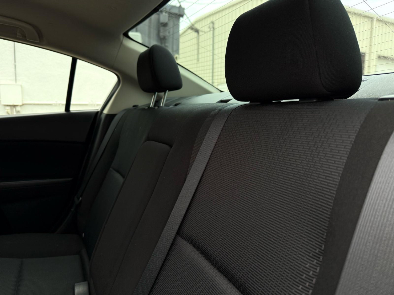 Mazda MAZDA3 i Touring 4-door 2010