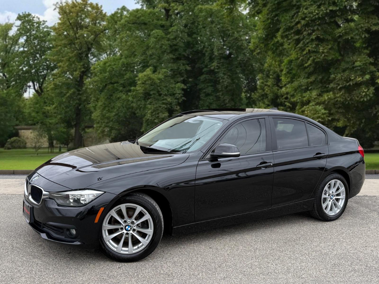BMW 3-Series 320i Sedan 2016