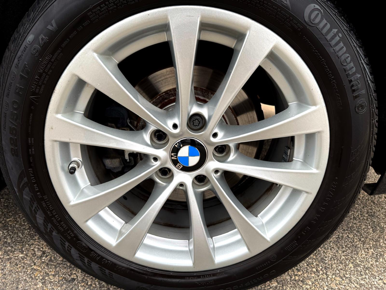 BMW 3-Series 320i Sedan 2016