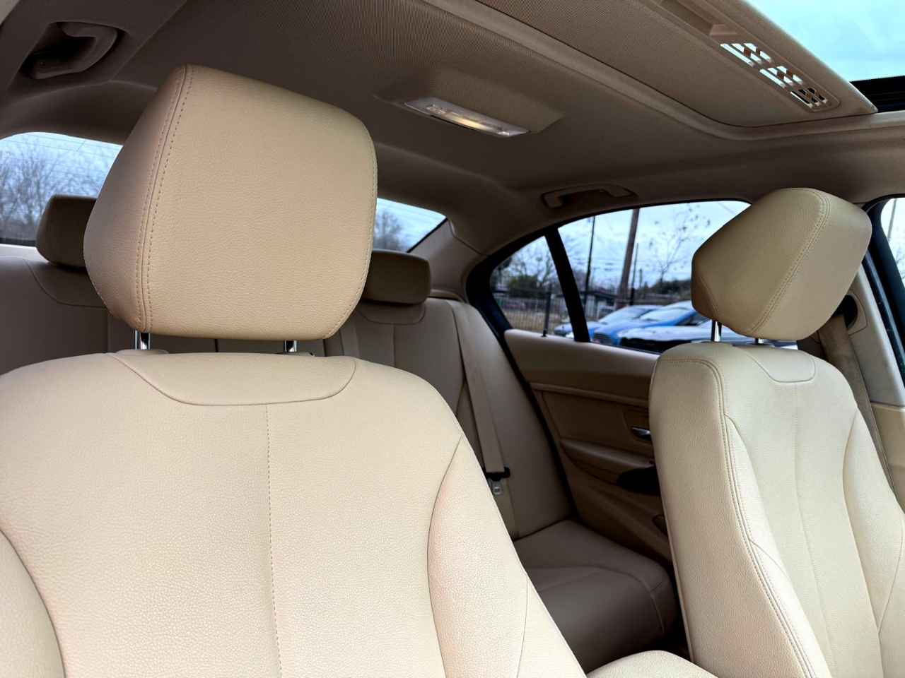 BMW 3-Series 320i Sedan 2016