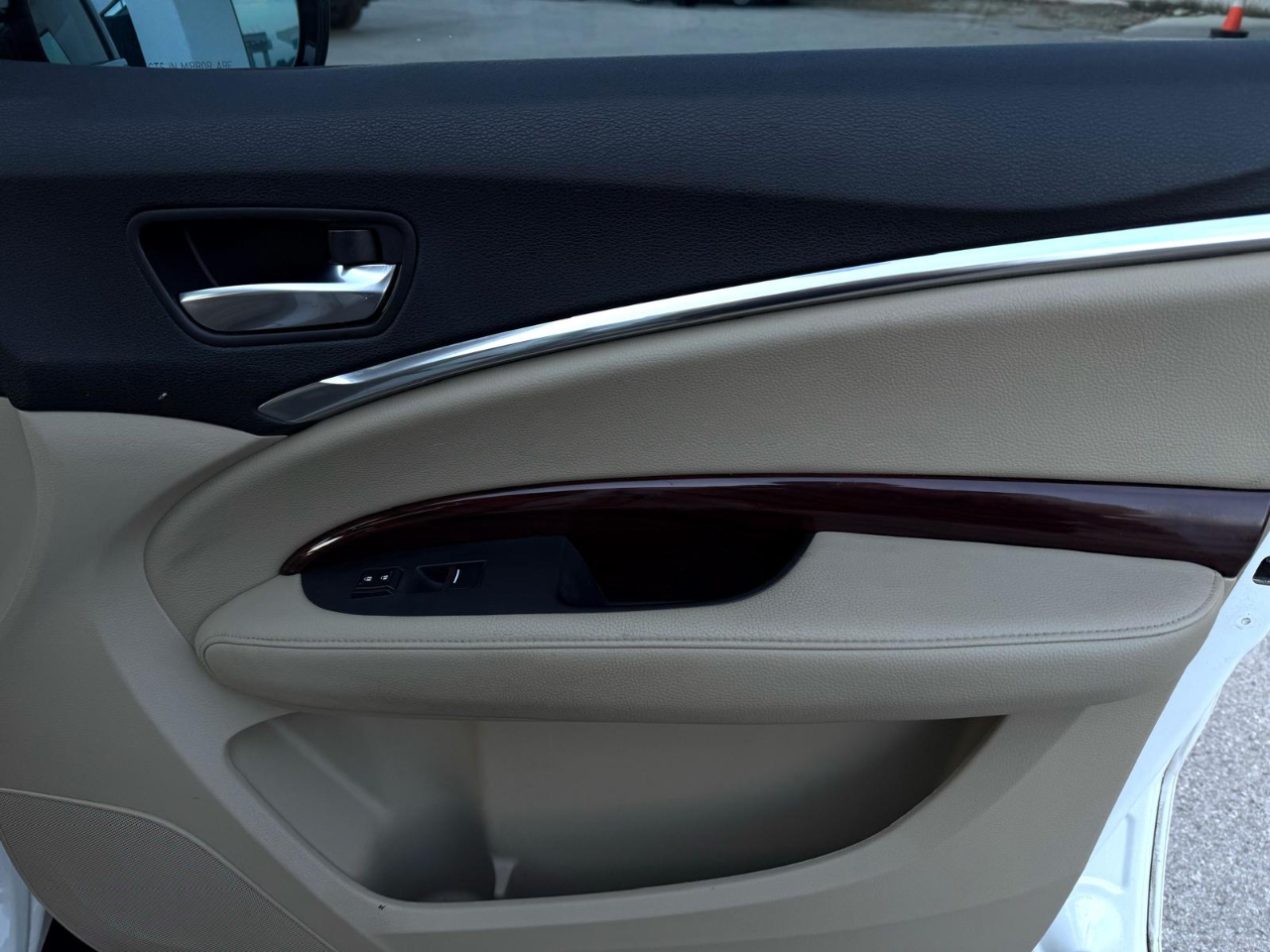 Acura MDX 9-Spd AT 2016