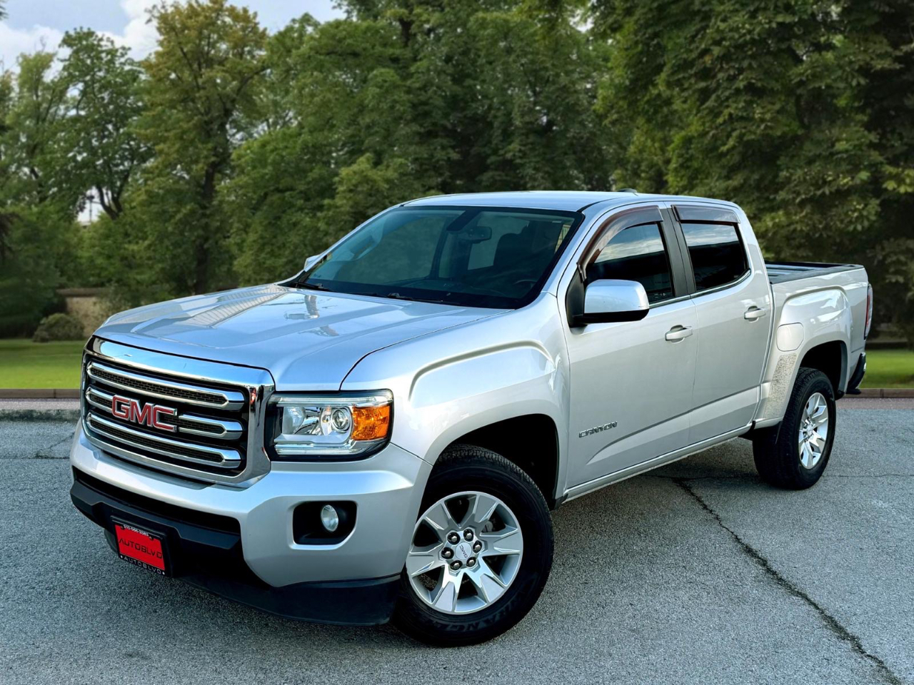GMC Canyon SLE Crew Cab 2WD Long Box 2016