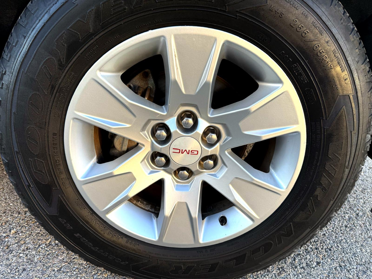 GMC Canyon SLE Crew Cab 2WD Long Box 2016