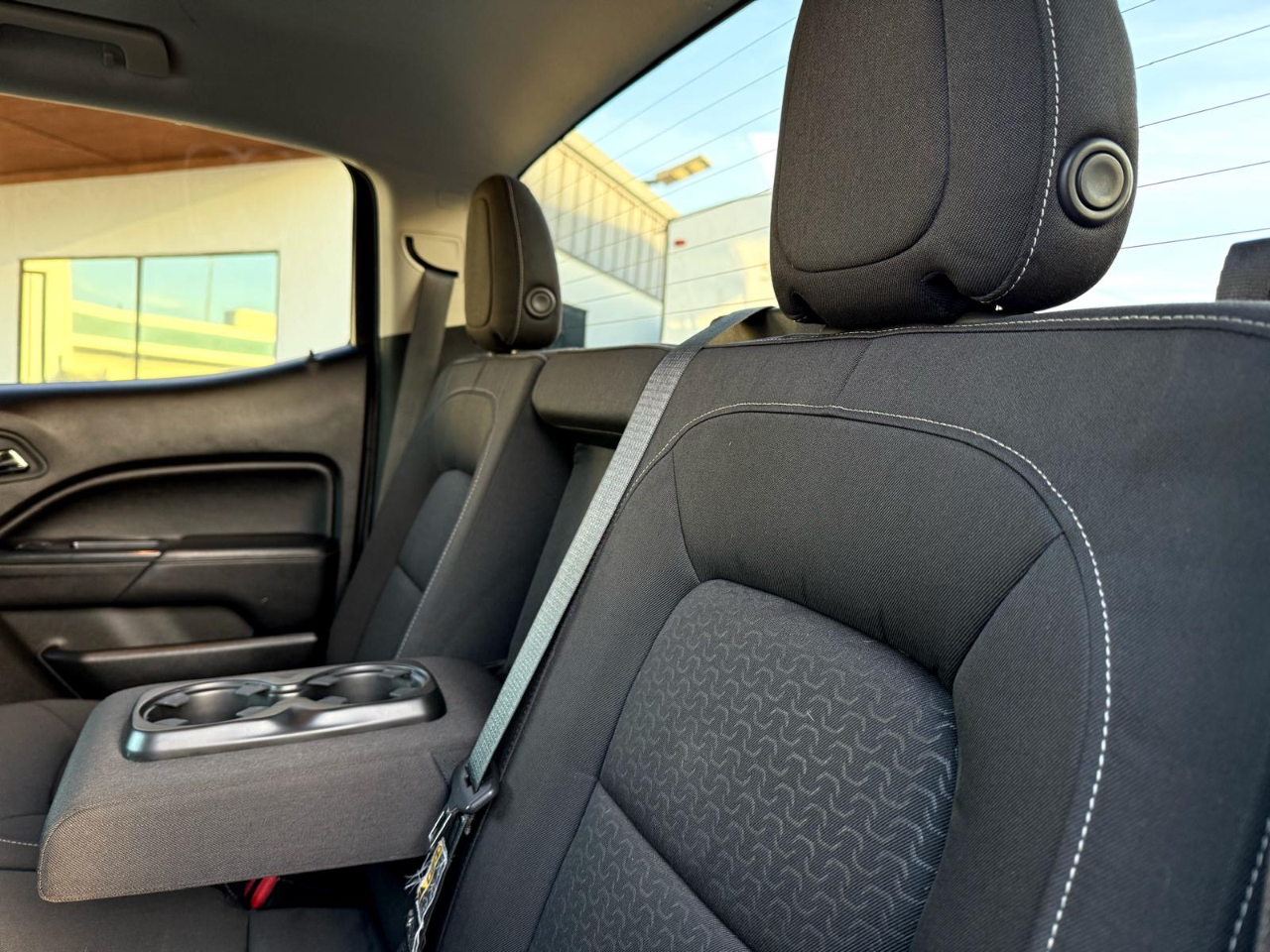 GMC Canyon SLE Crew Cab 2WD Long Box 2016