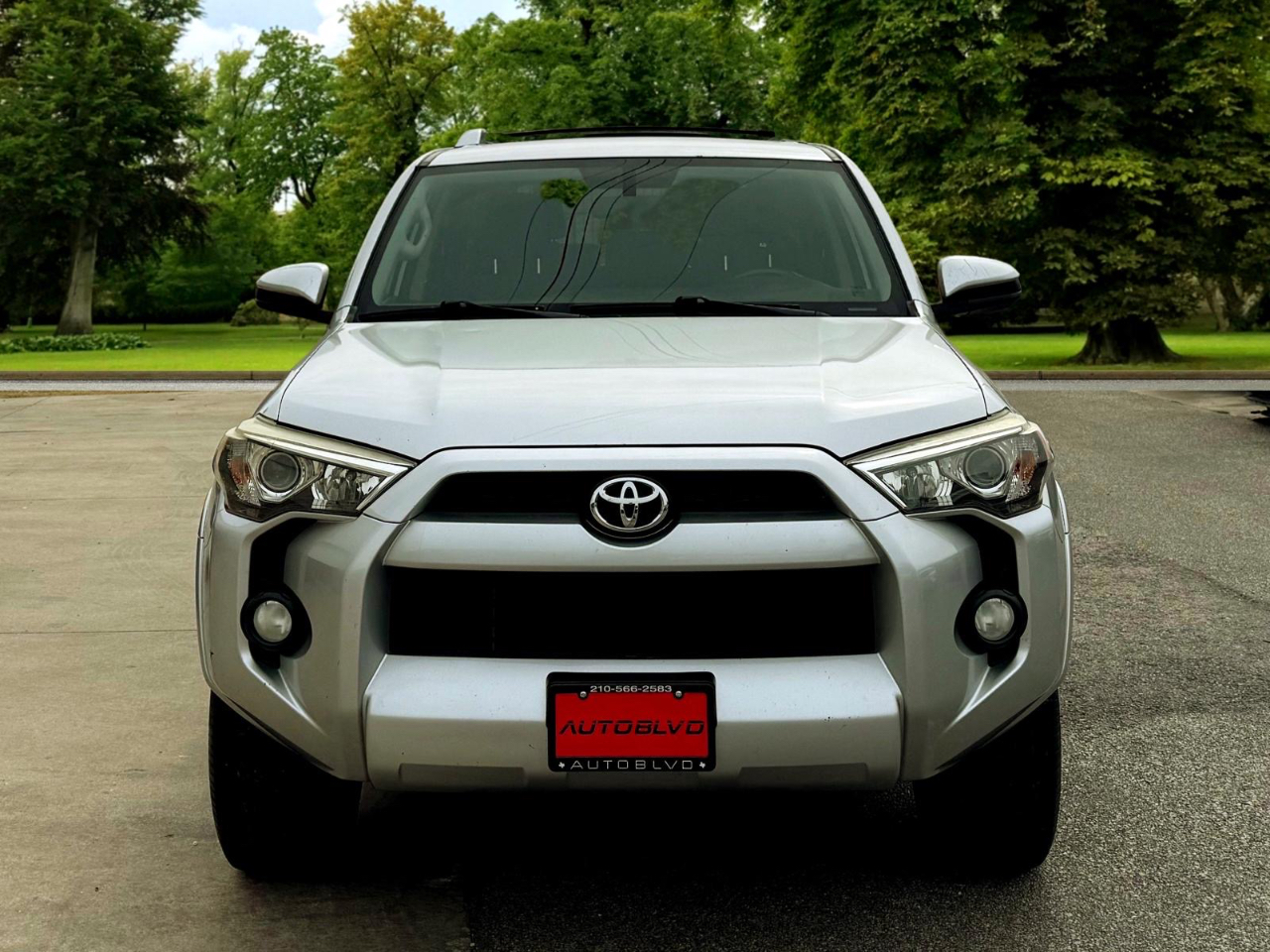 Toyota 4Runner SR5 2WD 2015