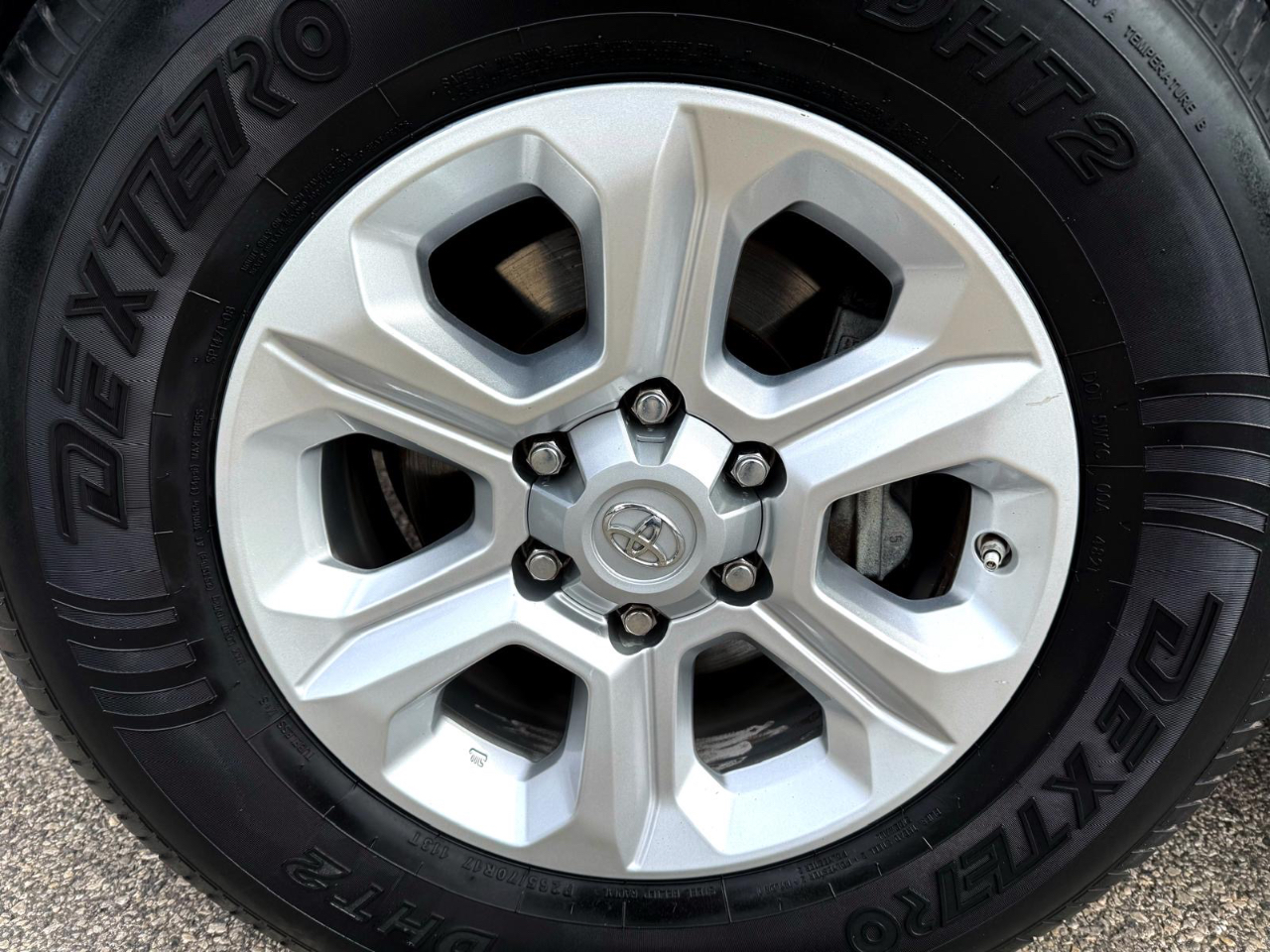 Toyota 4Runner SR5 2WD 2015