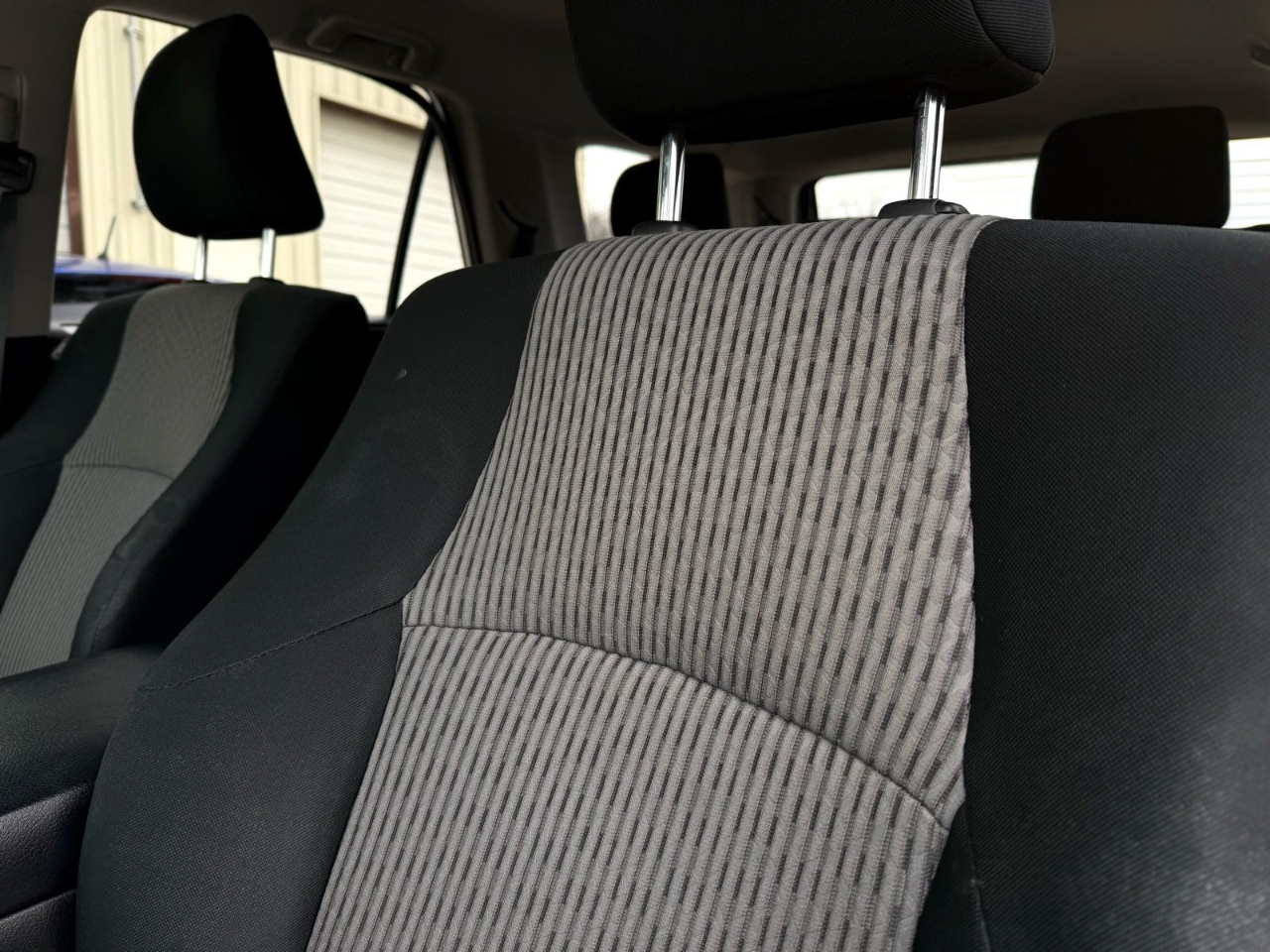 Toyota 4Runner SR5 2WD 2015