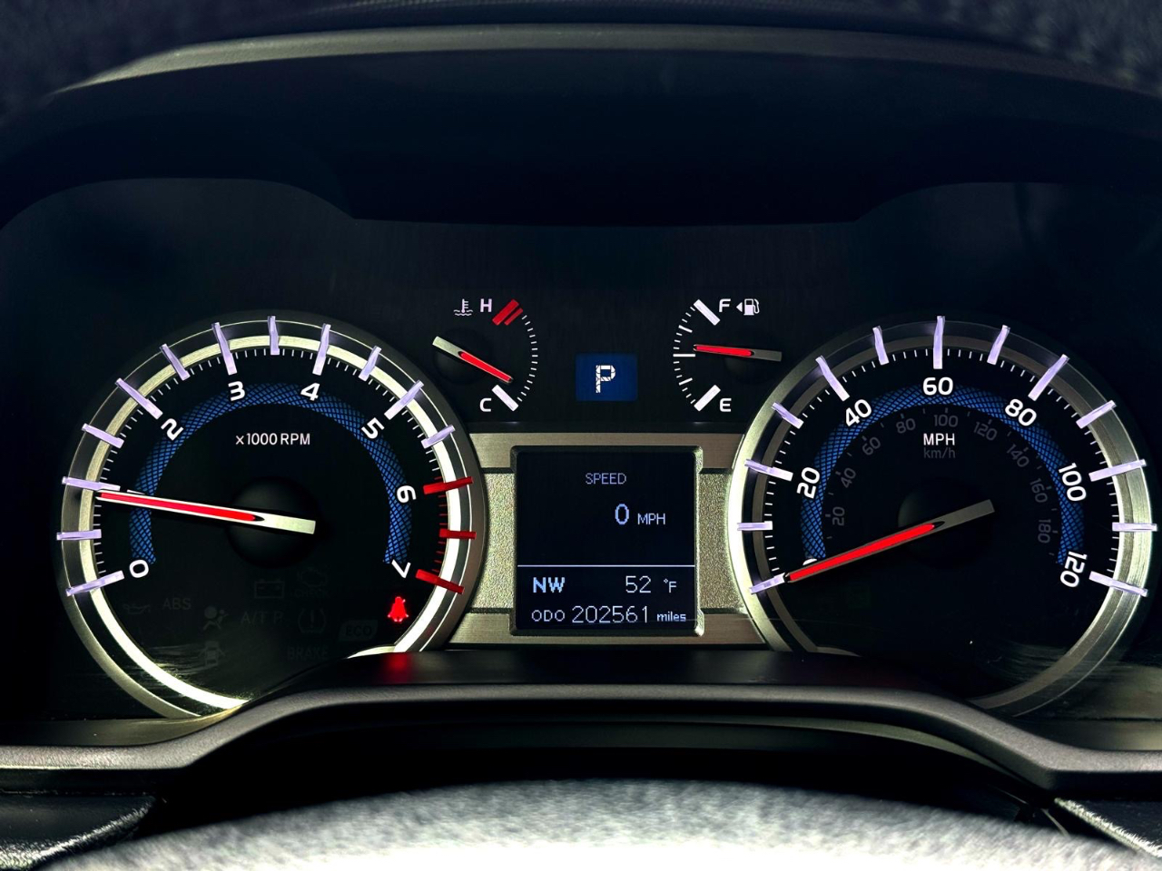 Toyota 4Runner SR5 2WD 2015