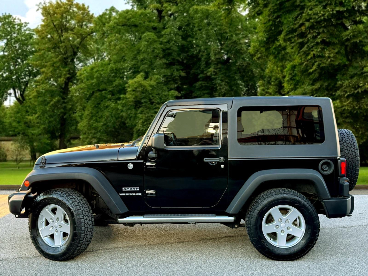 Jeep Wrangler Sport 4WD 2014
