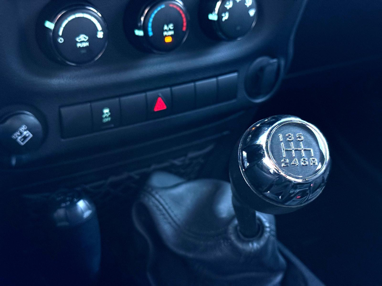 Jeep Wrangler Sport 4WD 2014