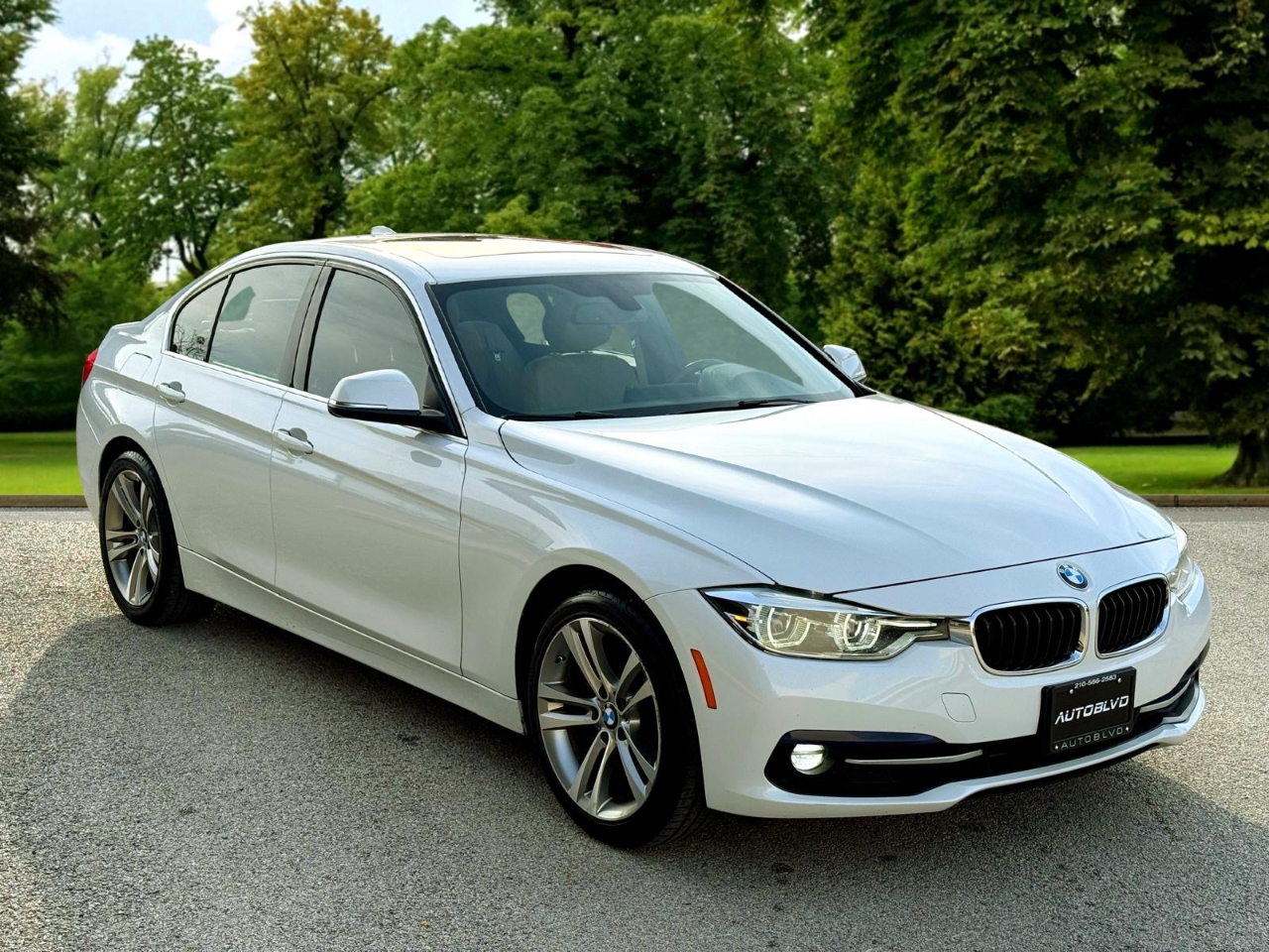 BMW 3-Series 330i SULEV Sedan 2018