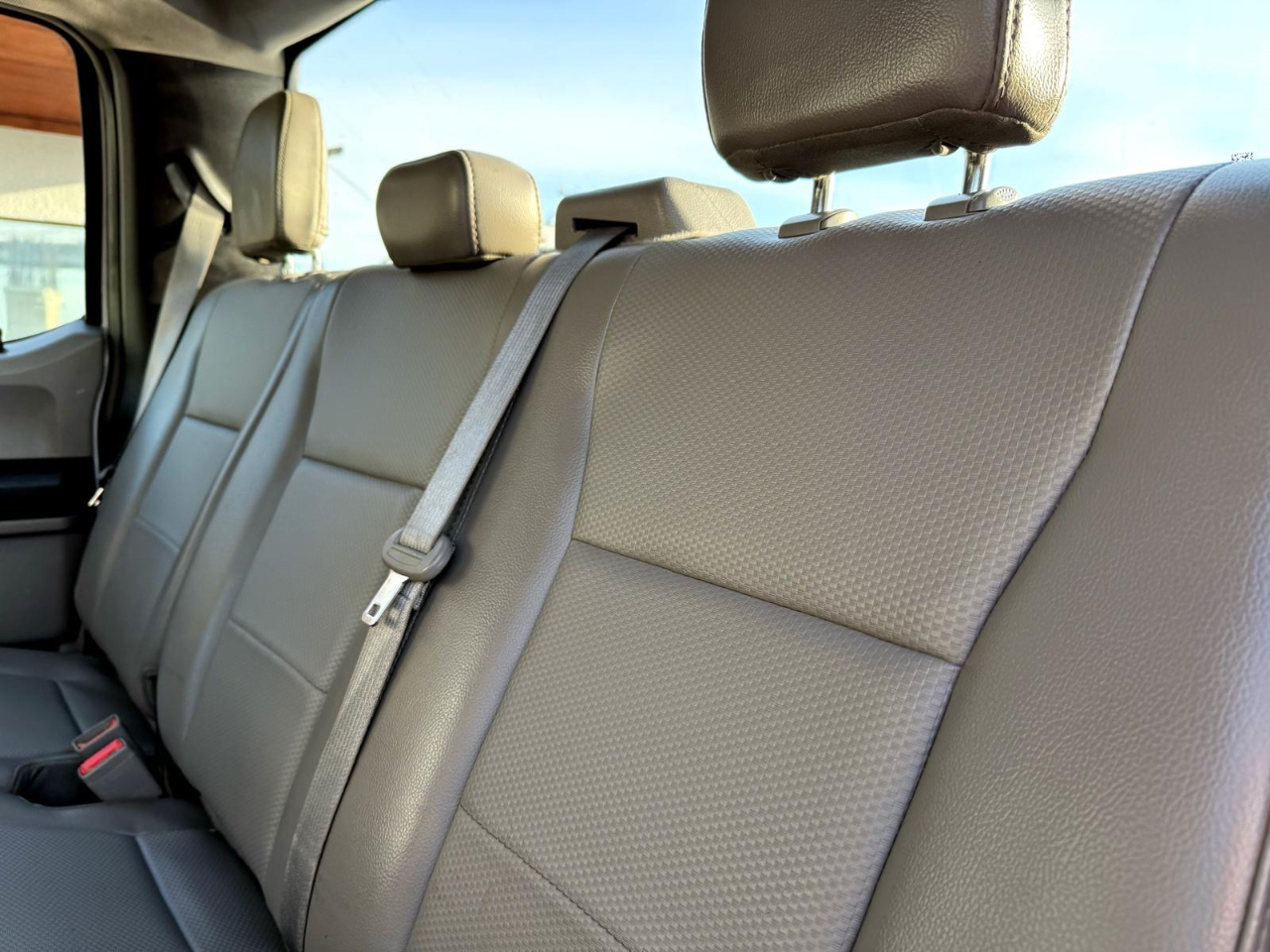 Ford F-250 SD XL Crew Cab 4WD 2017