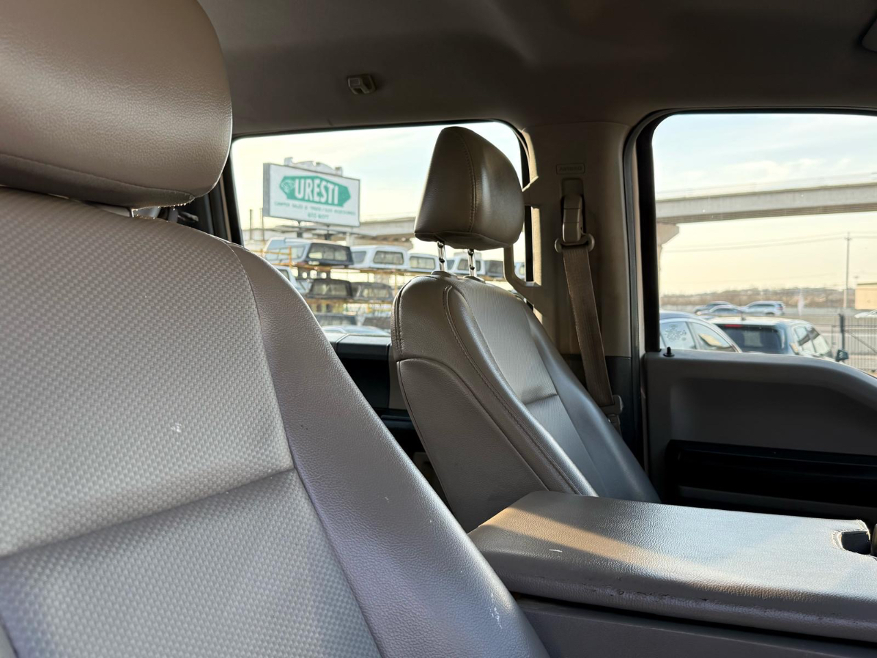 Ford F-250 SD XL Crew Cab 4WD 2017