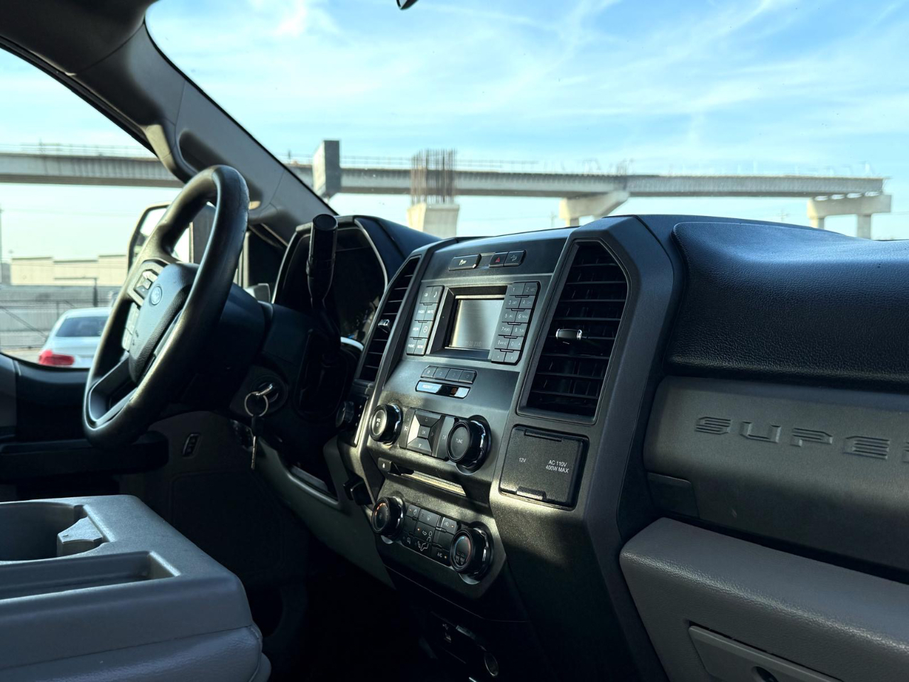 Ford F-250 SD XL Crew Cab 4WD 2017