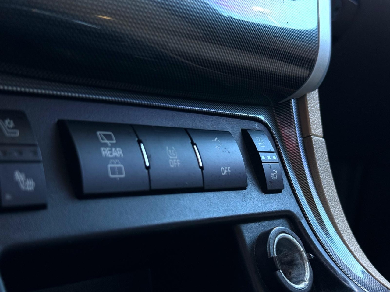 Chevrolet Traverse LTZ FWD 2012