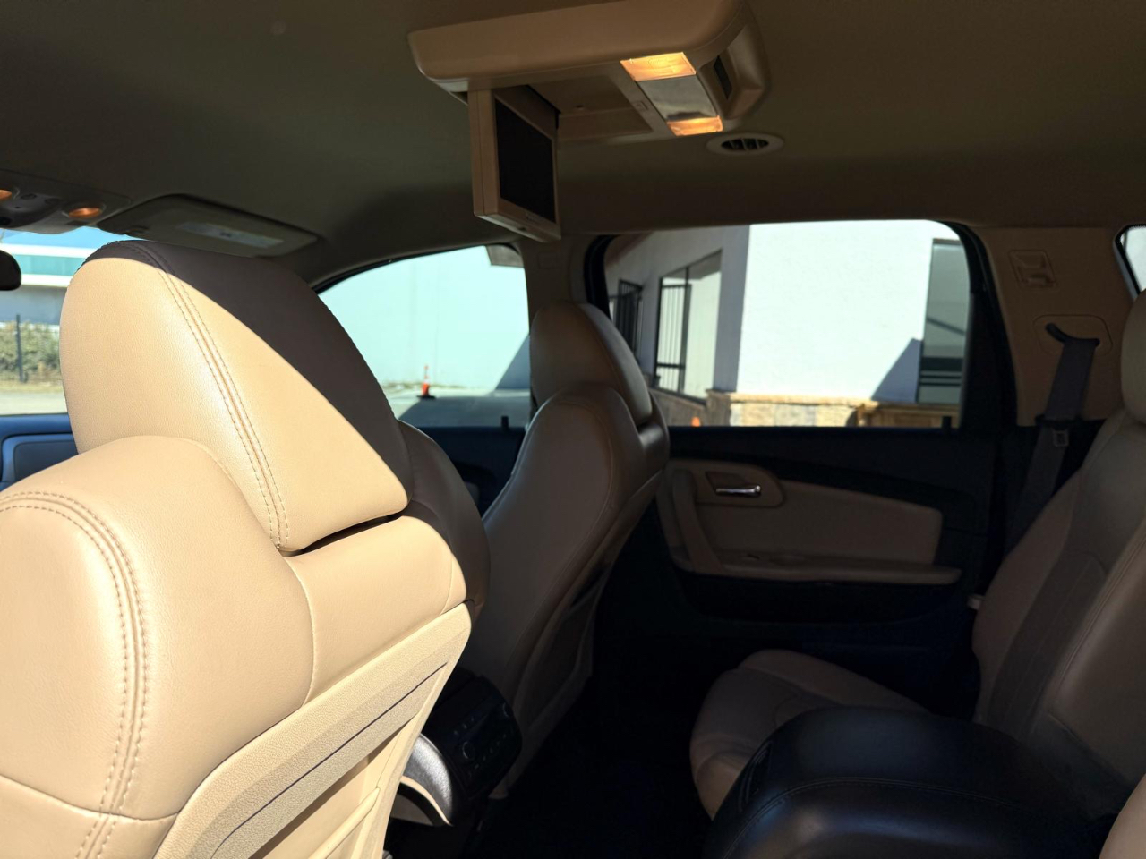 Chevrolet Traverse LTZ FWD 2012