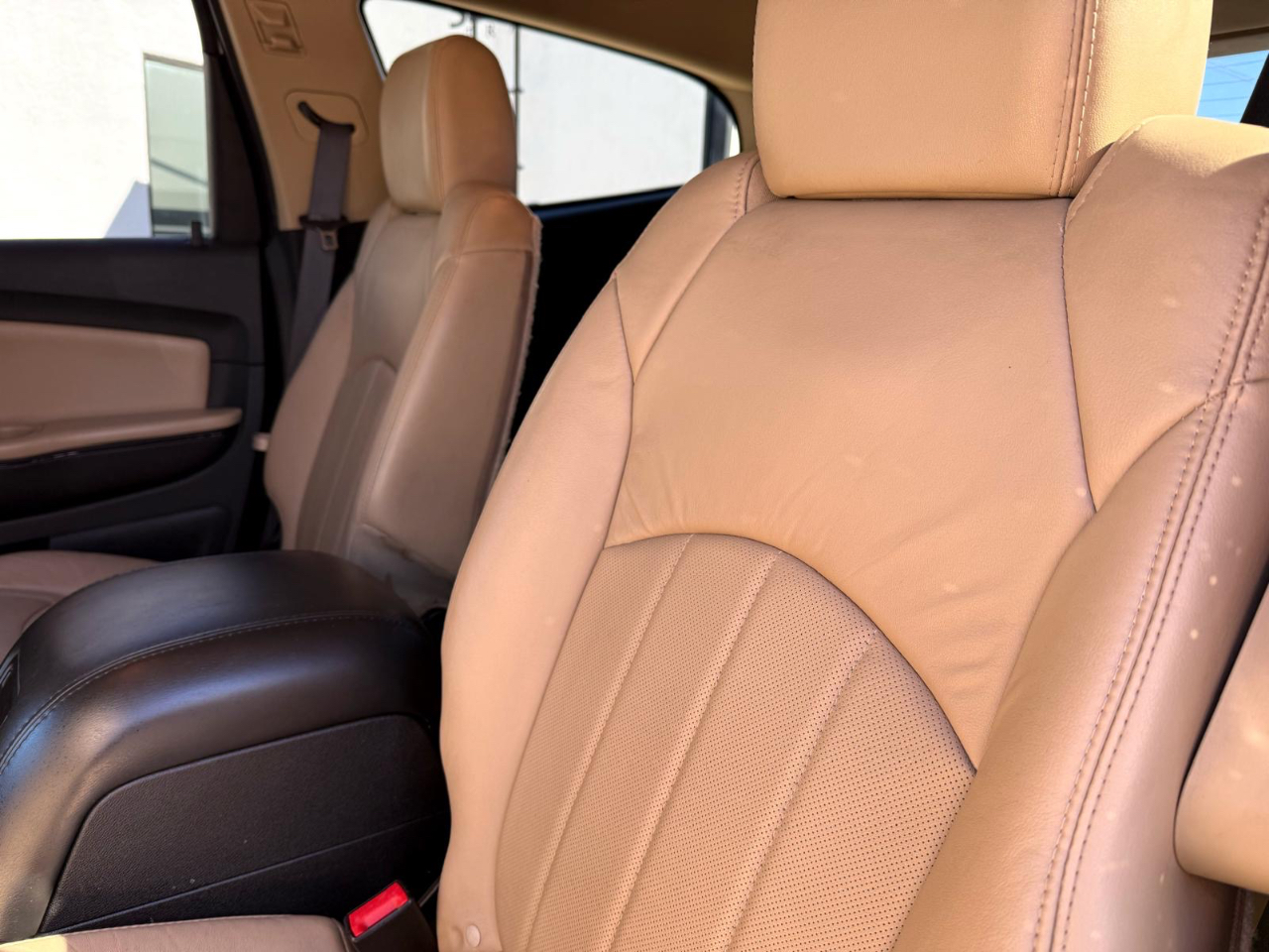 Chevrolet Traverse LTZ FWD 2012