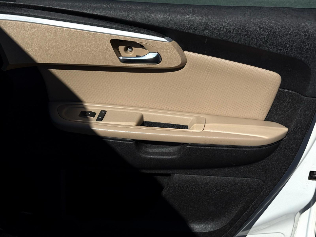 Chevrolet Traverse LTZ FWD 2012