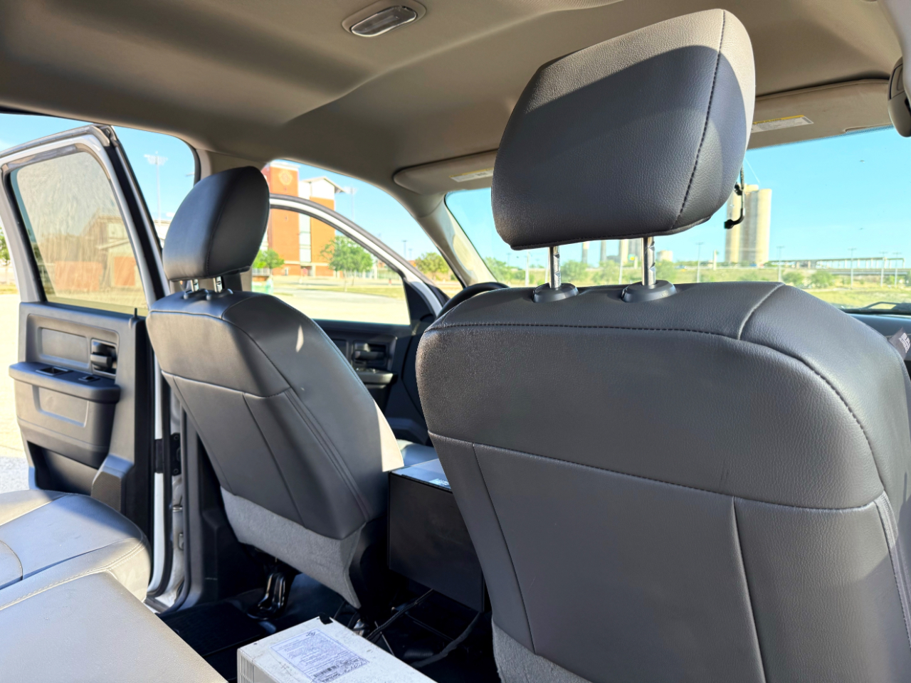 RAM 2500 Tradesman Crew Cab SWB 4WD 2016