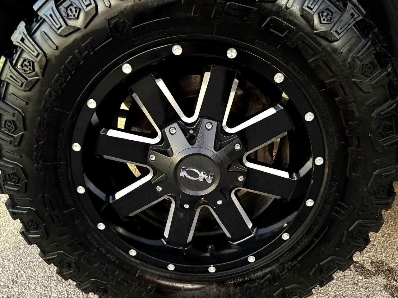 Toyota Tundra SR5 5.7L V8 CrewMax 2WD 2014