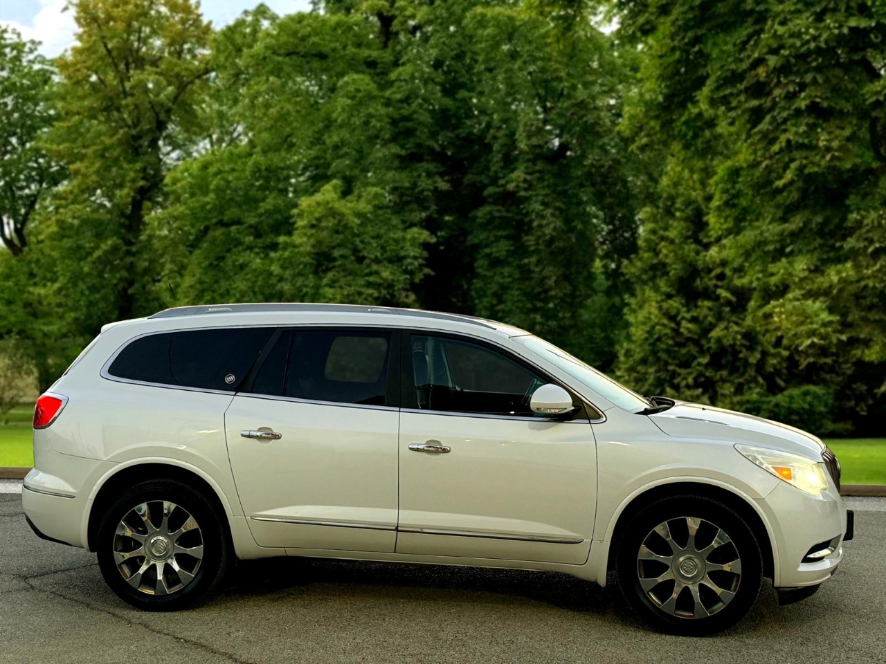 Buick Enclave Leather FWD 2016