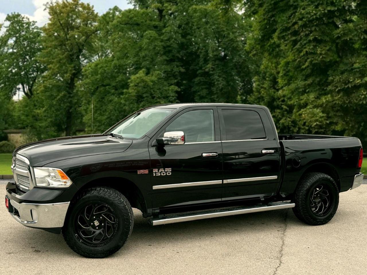 RAM 1500 SLT Crew Cab SWB 4WD 2017