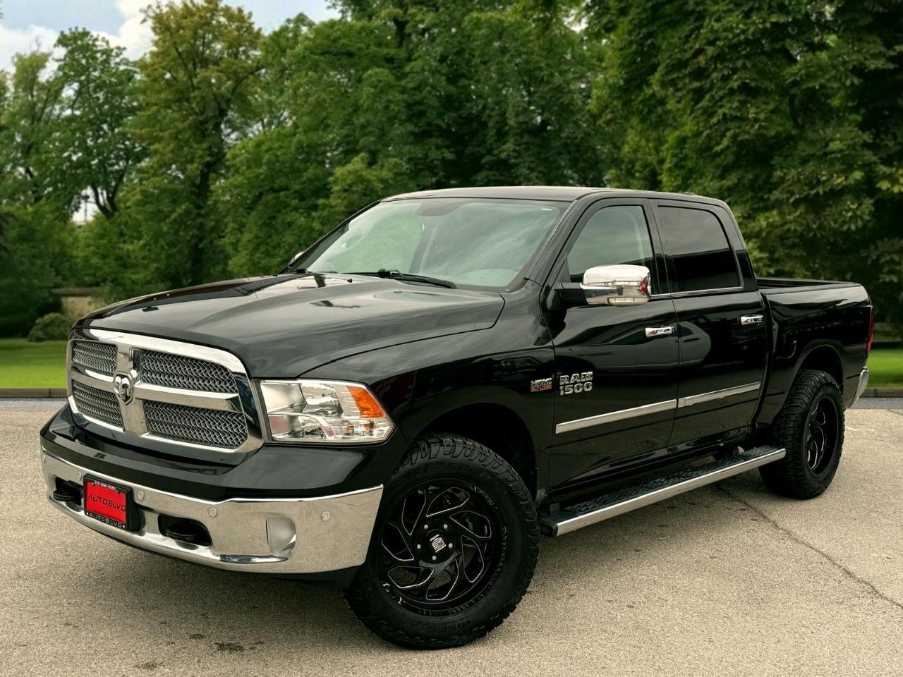 RAM 1500 SLT Crew Cab SWB 4WD 2017