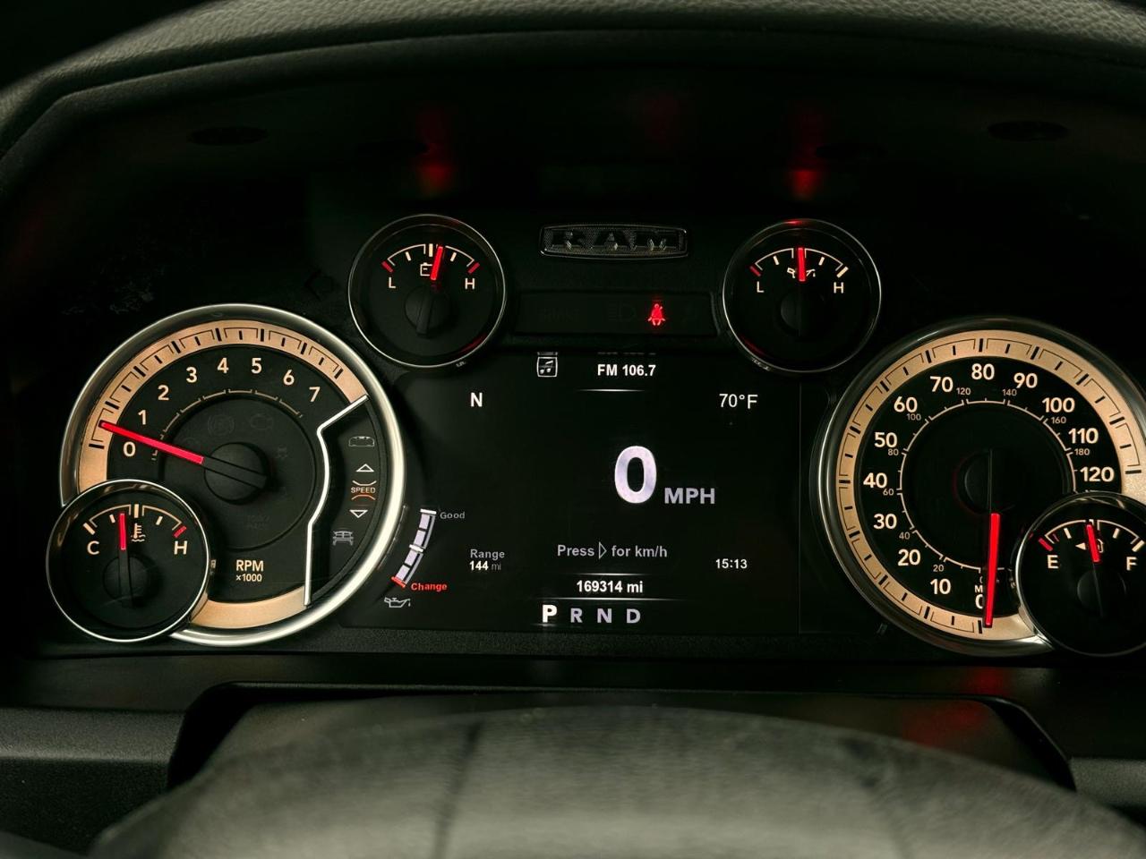 RAM 1500 SLT Crew Cab SWB 4WD 2017