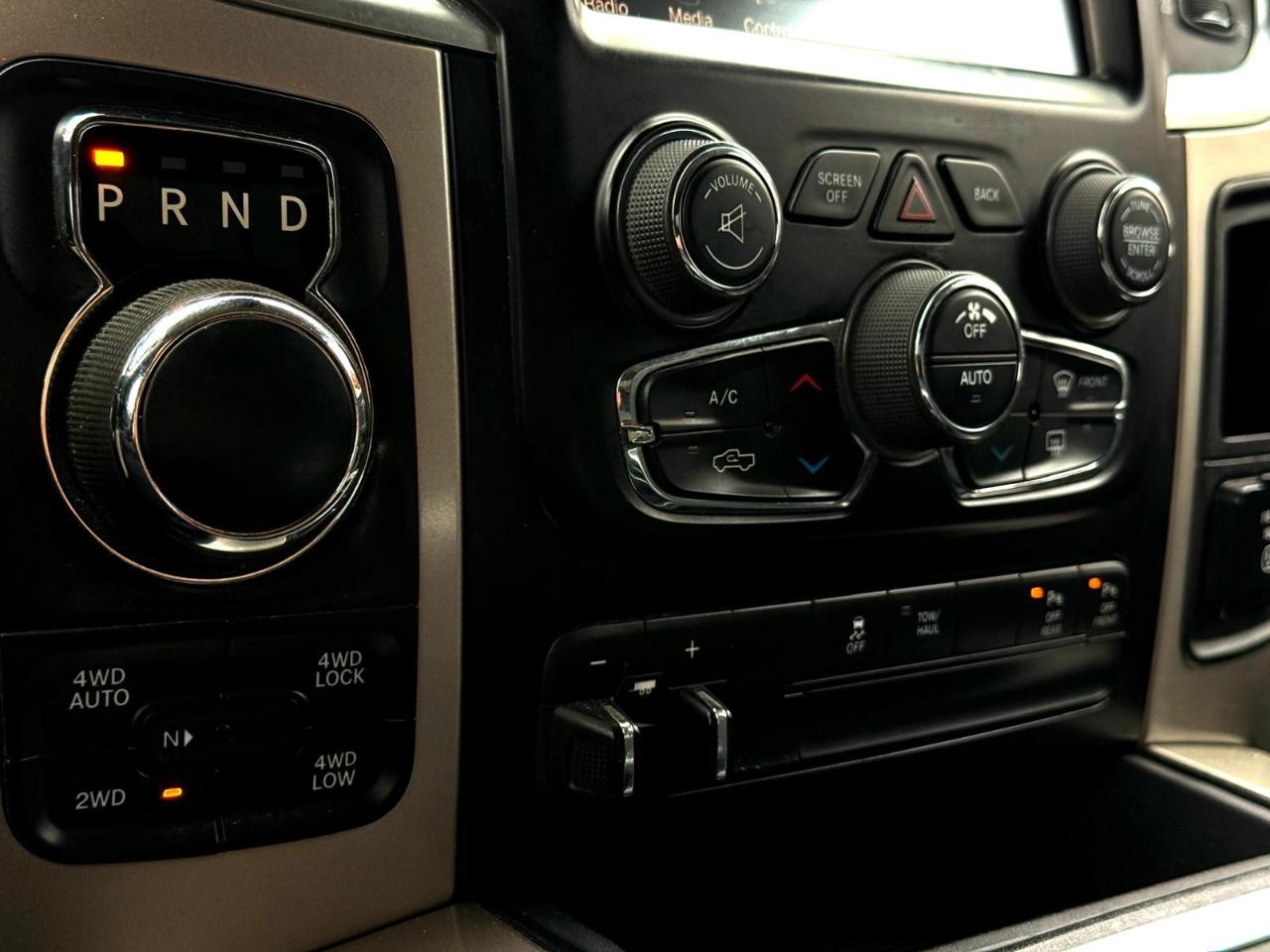 RAM 1500 SLT Crew Cab SWB 4WD 2017