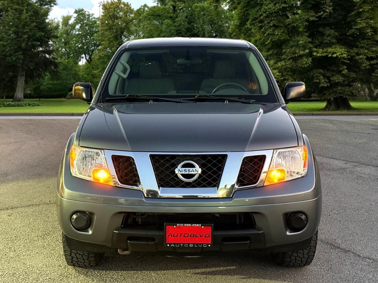 Nissan Frontier SL Crew Cab 5AT 4WD 2019