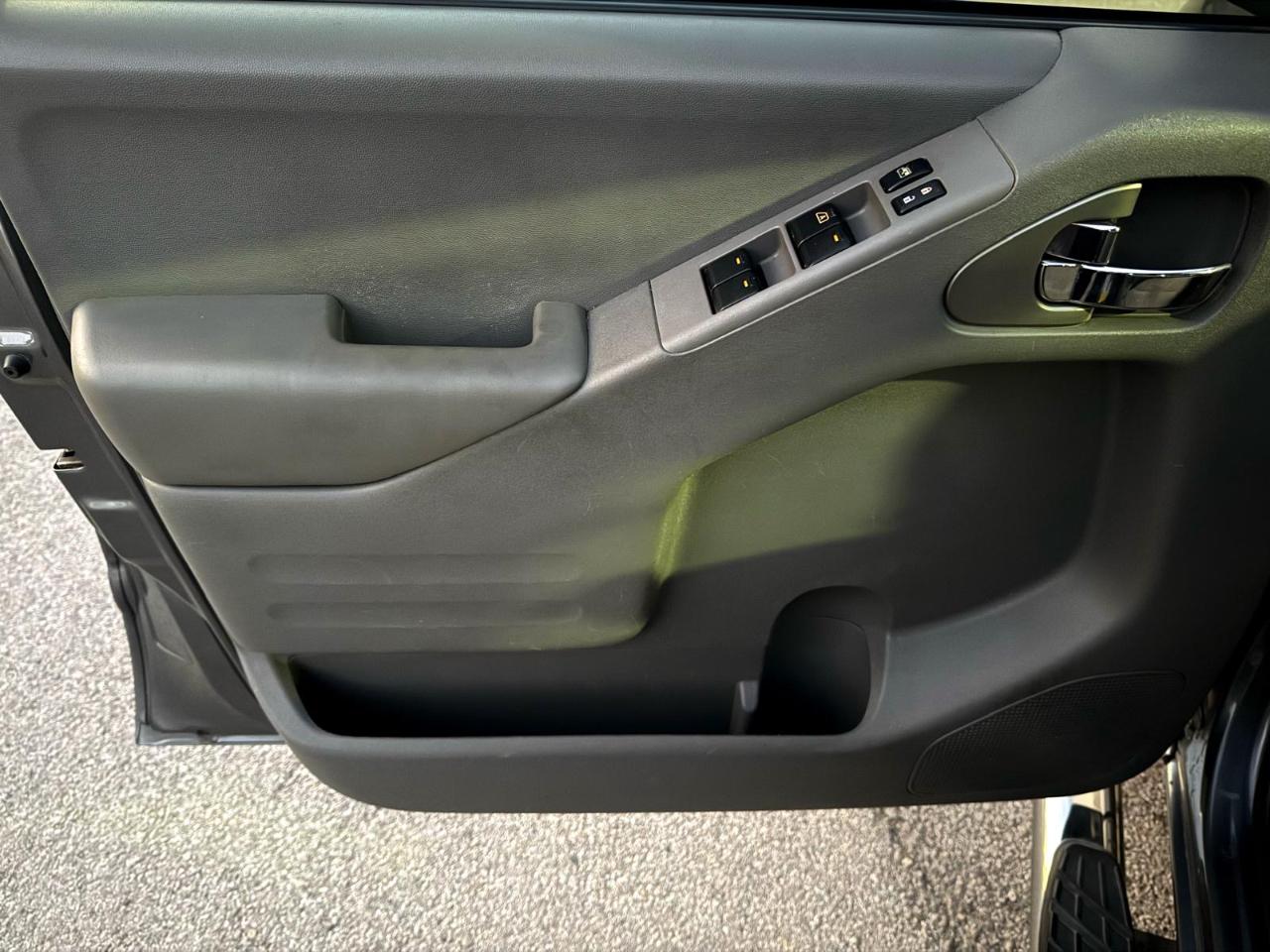 Nissan Frontier SL Crew Cab 5AT 4WD 2019